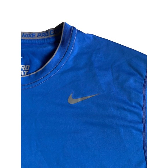 Nike Pro Combat Mens Dri Fit T-Shirt Size L Blue Fitted Short Sleeve Crewneck - Picture 2 of 12